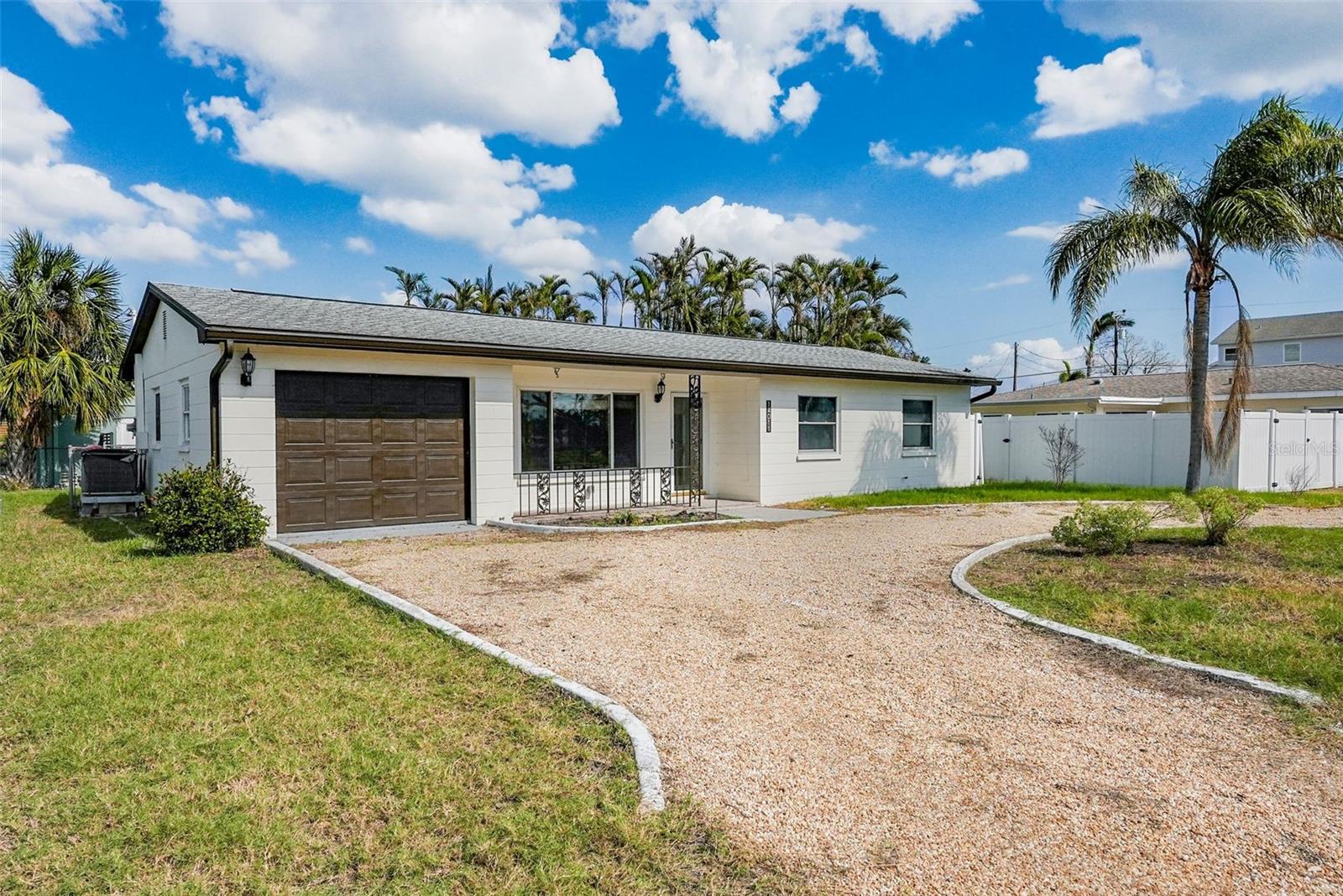 14011 E PARSLEY DR, MADEIRA BEACH, FL, 33708