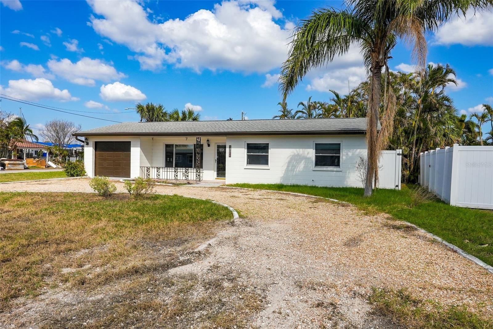 14011 E PARSLEY DR, MADEIRA BEACH, FL, 33708