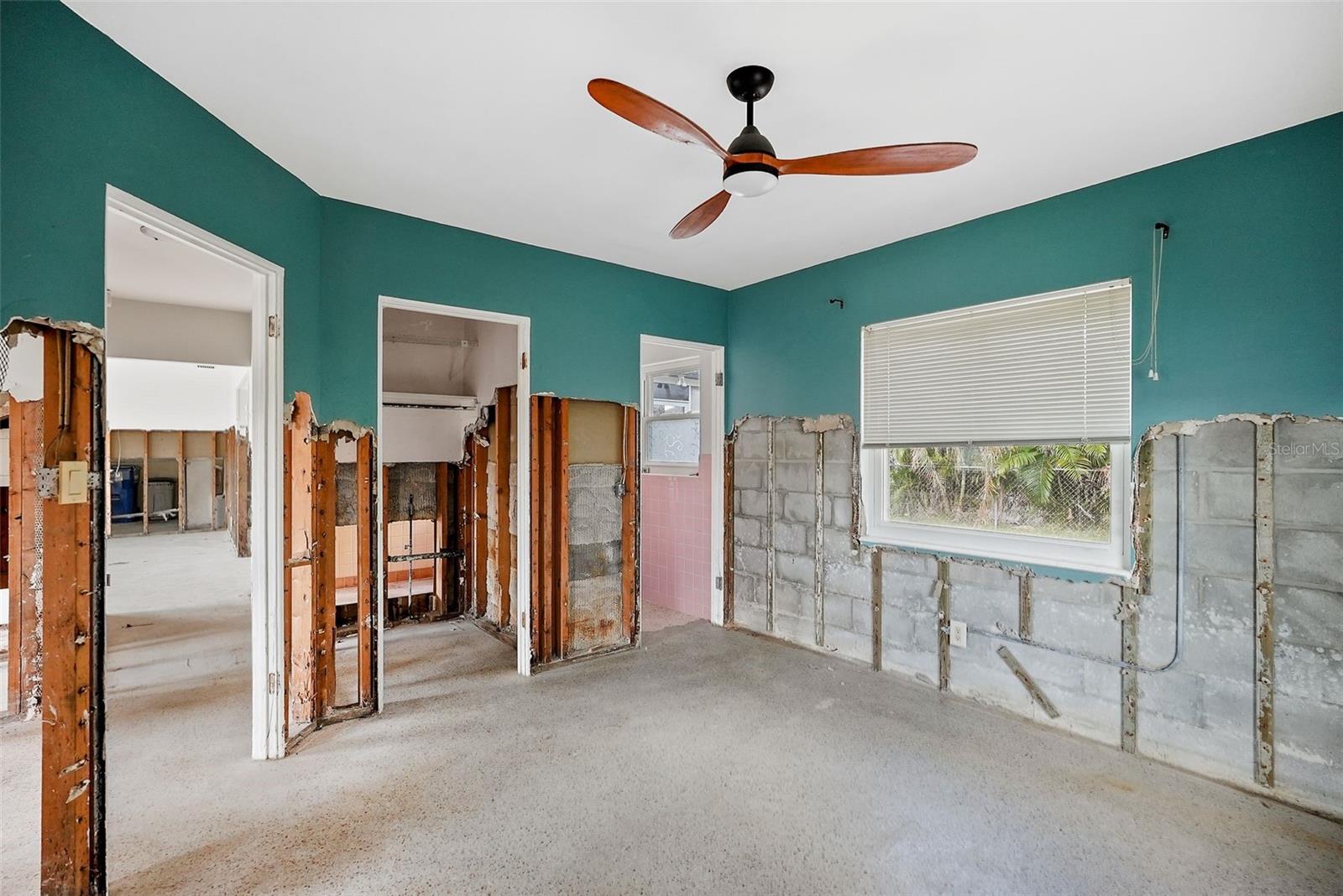 14011 E PARSLEY DR, MADEIRA BEACH, FL, 33708