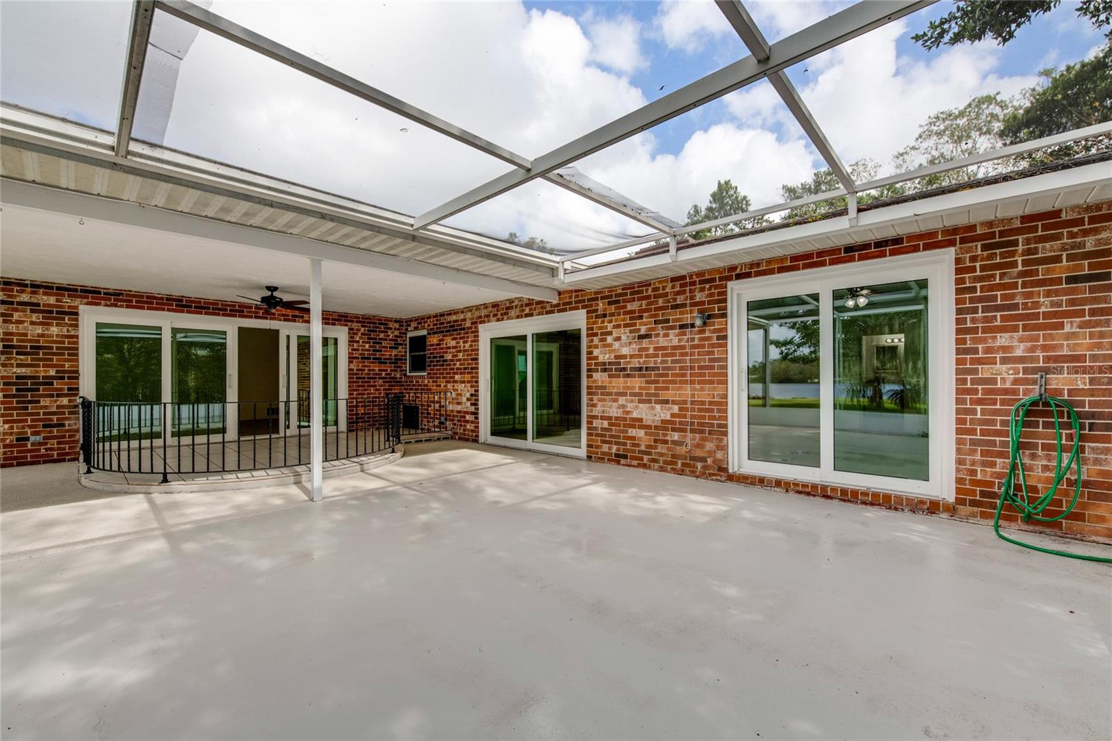 660 SAXON BLVD, DELTONA, FL, 32725