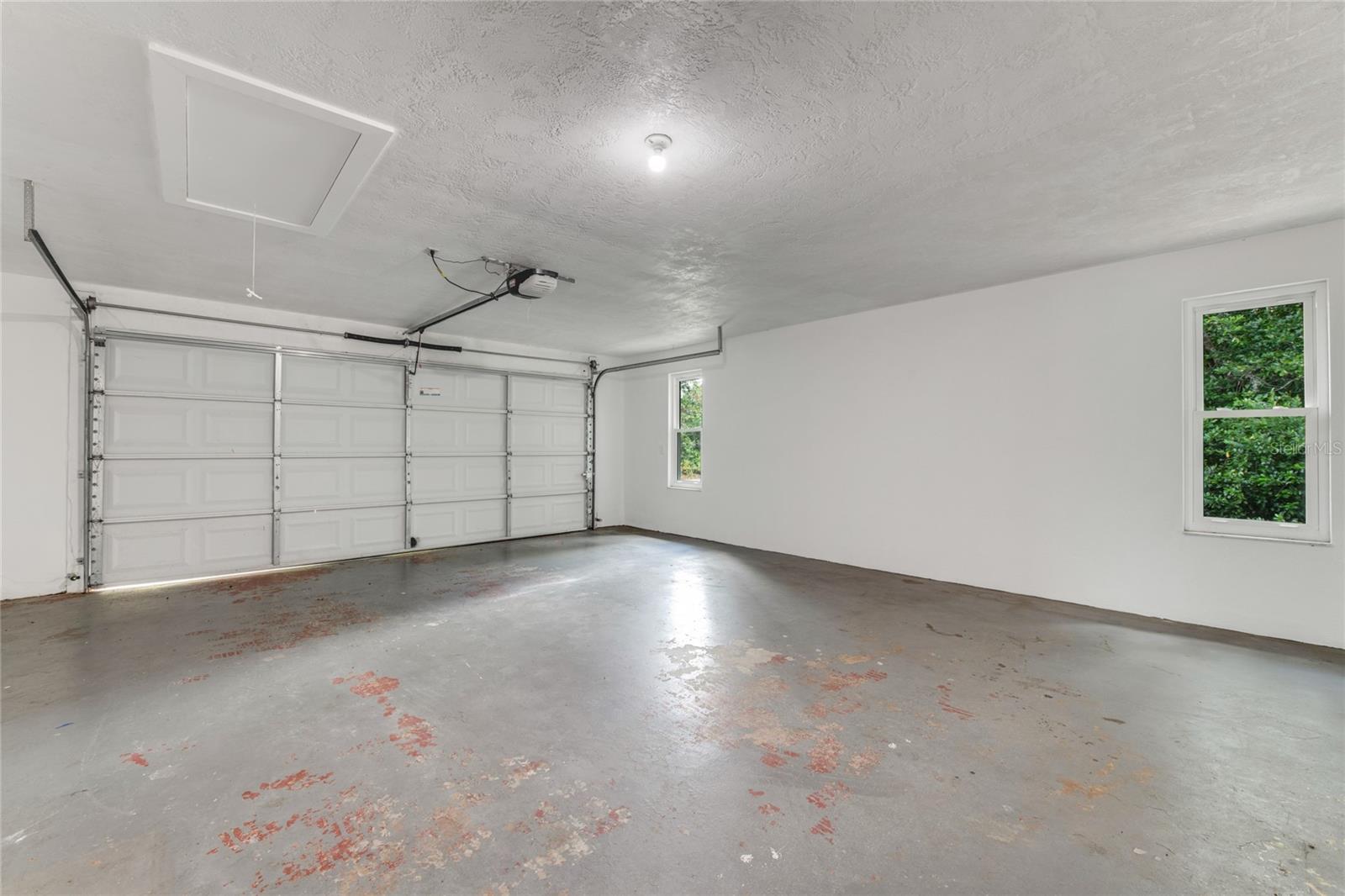 660 SAXON BLVD, DELTONA, FL, 32725