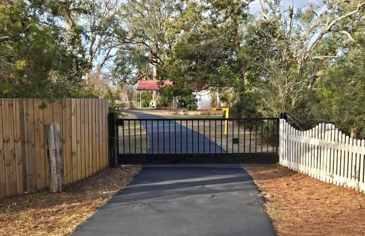 11085 E US HIGHWAY 90, LEE, FL, 32059