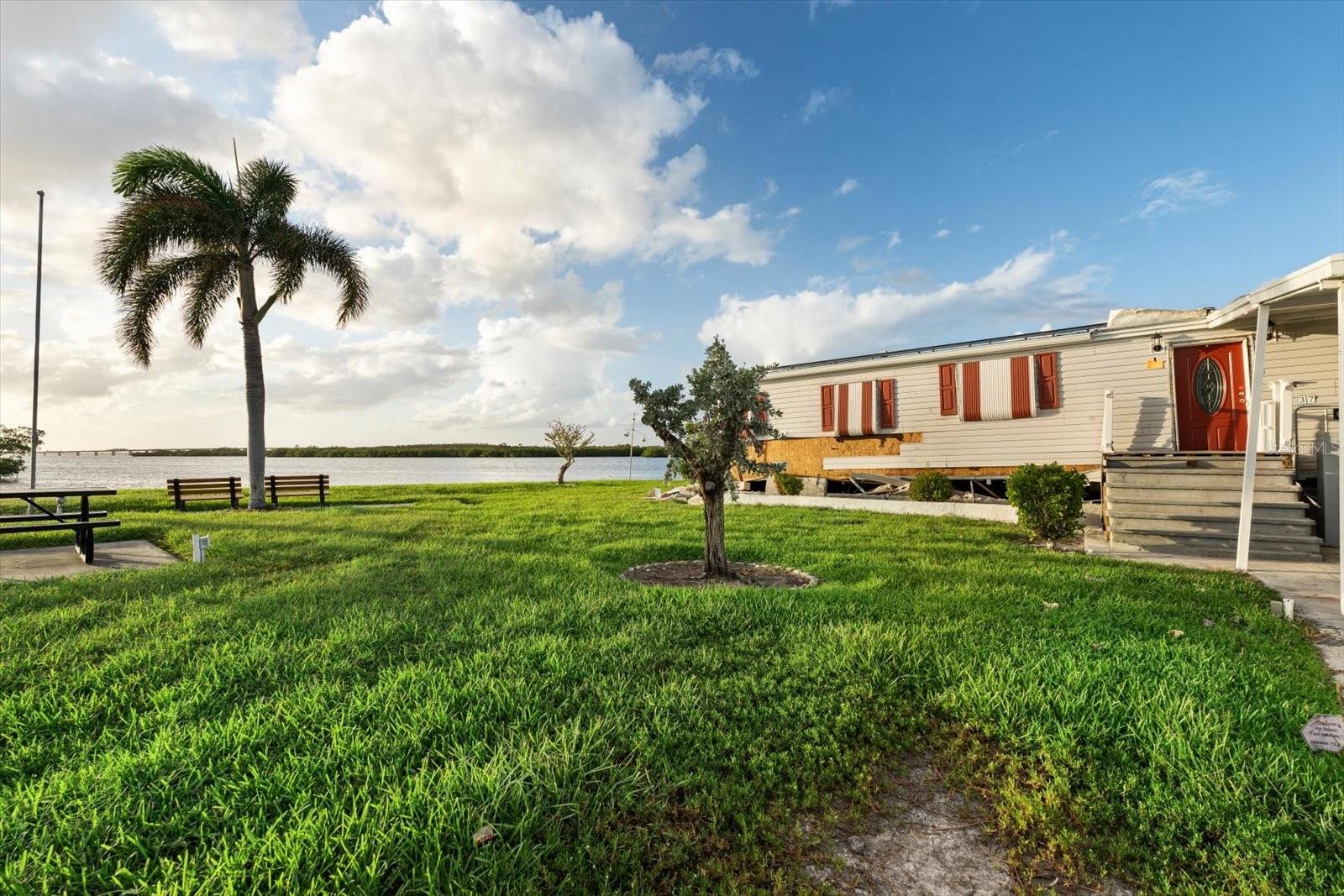 4300 RIVERSIDE DR #37, PUNTA GORDA, FL, 33982