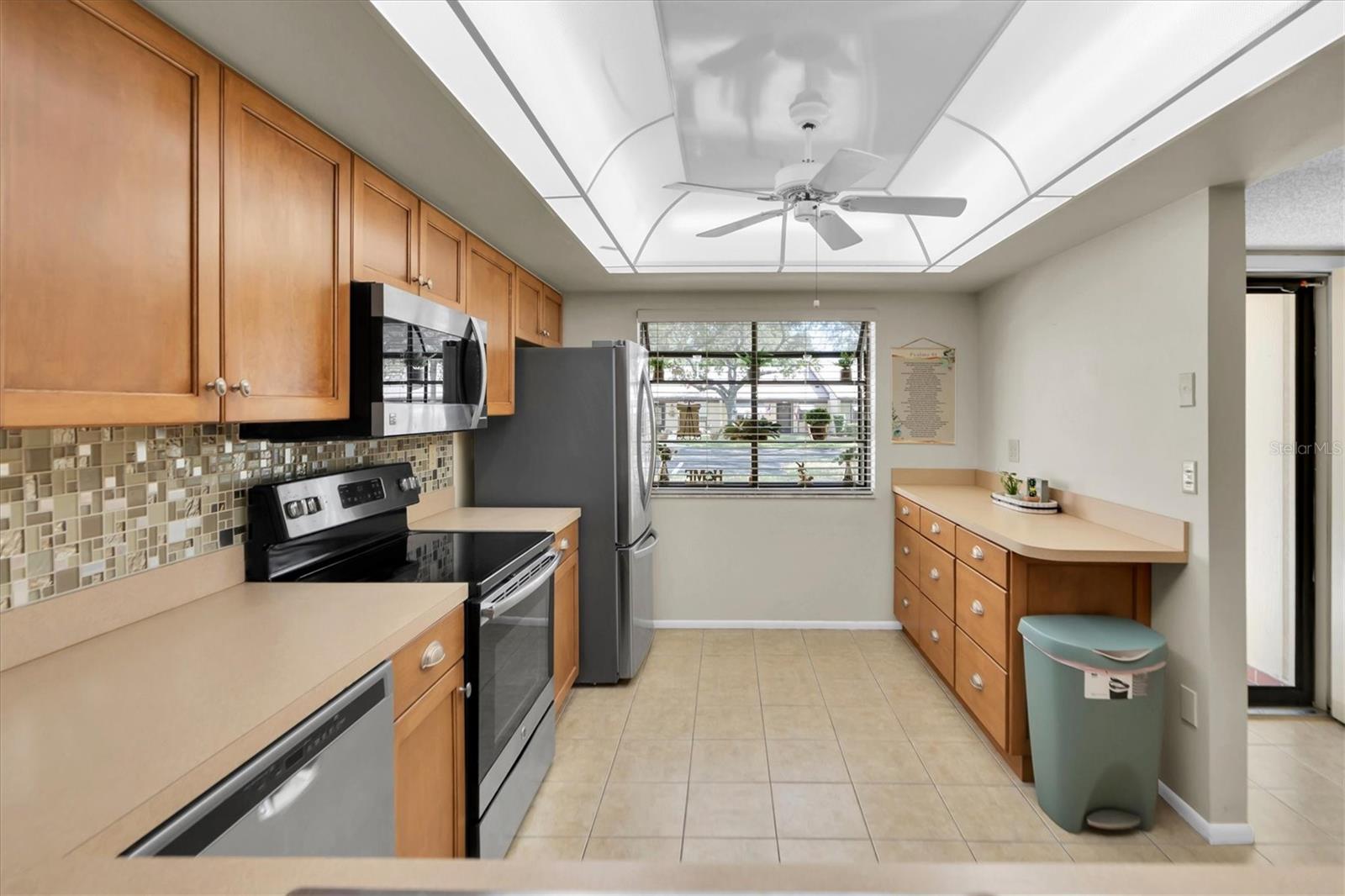 11311 DOLLAR LAKE DR #6, PORT RICHEY, FL, 34668
