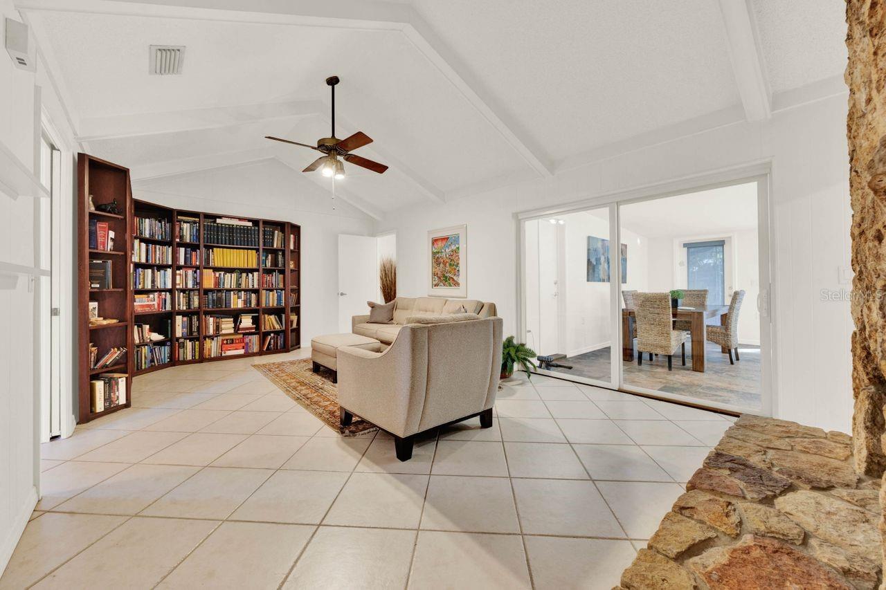734 RIVERBEND BLVD, LONGWOOD, FL, 32779