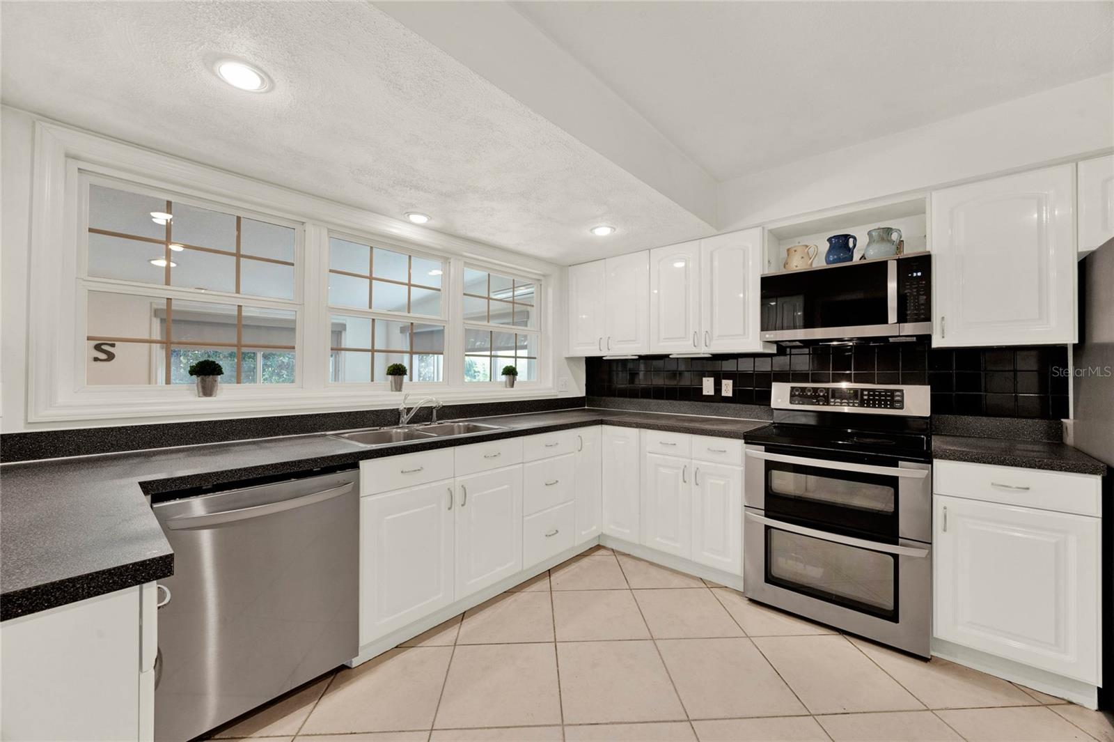 734 RIVERBEND BLVD, LONGWOOD, FL, 32779