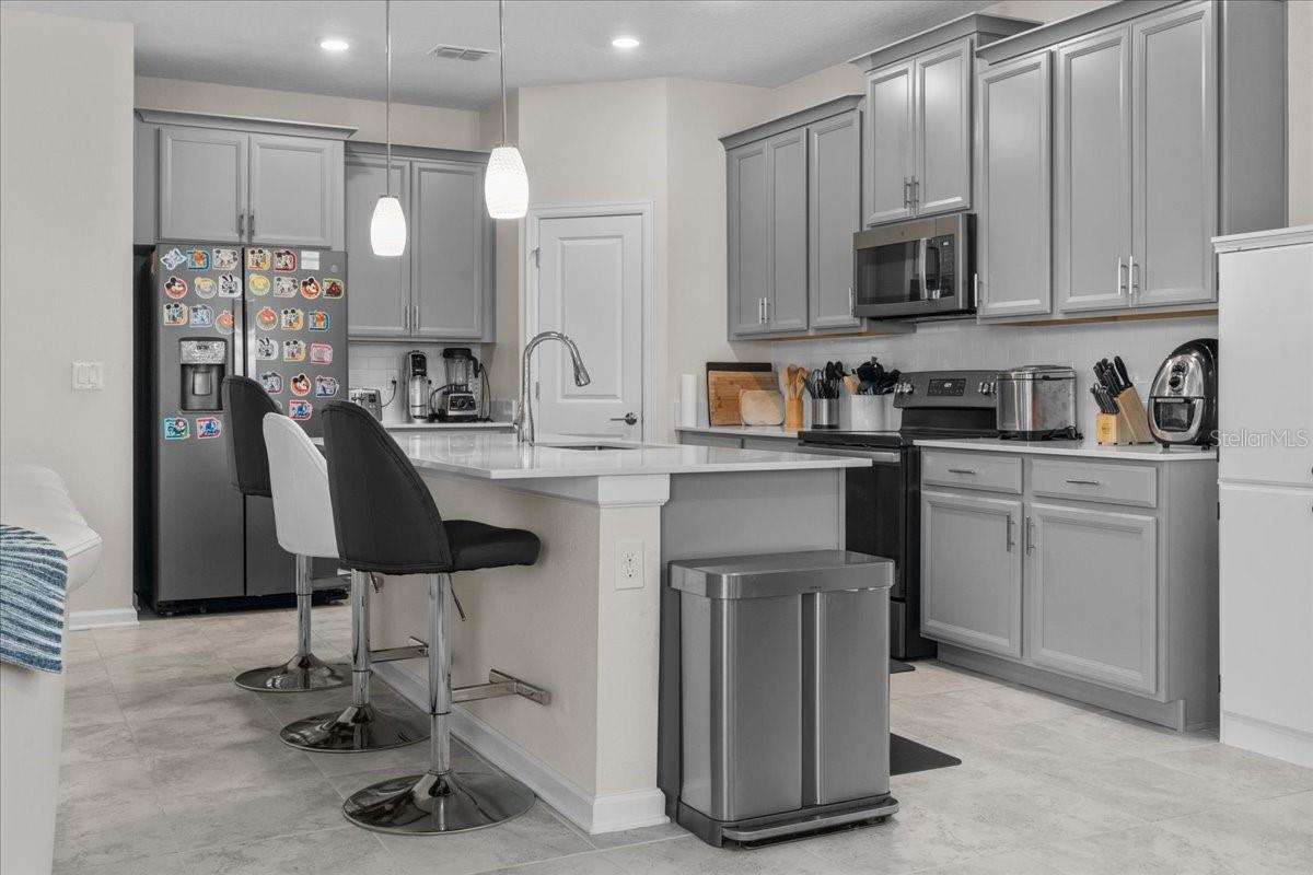 1092 DOWNSWING PL, DAVENPORT, FL, 33896