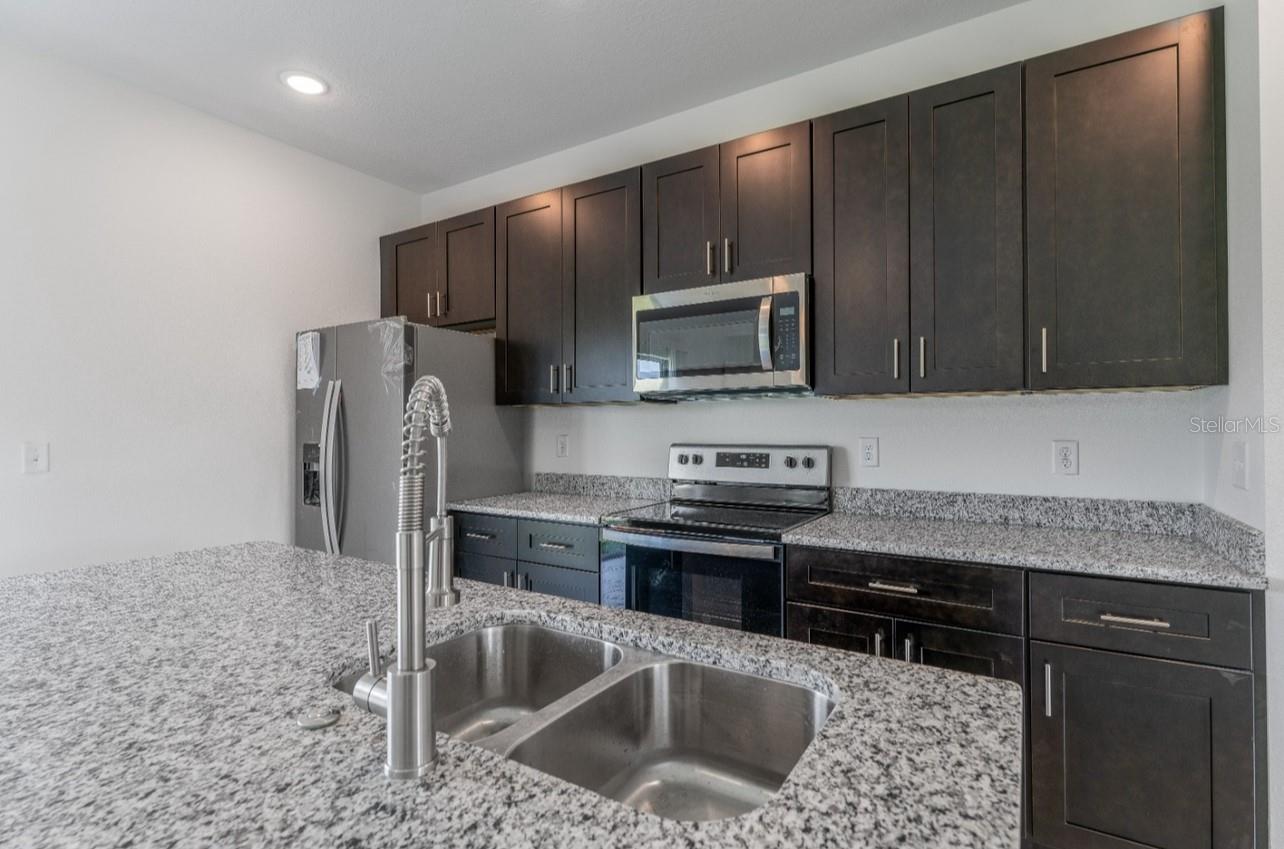 1910 LAKEVIEW LN, POINCIANA, FL, 34759