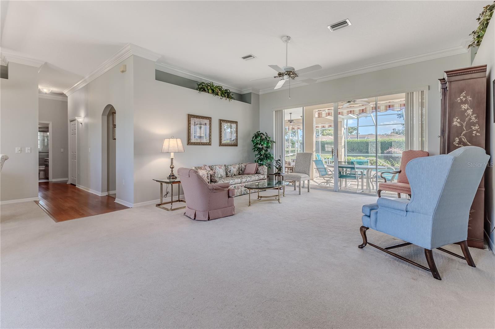 9088 JUSTINE DR, WEEKI WACHEE, FL, 34613