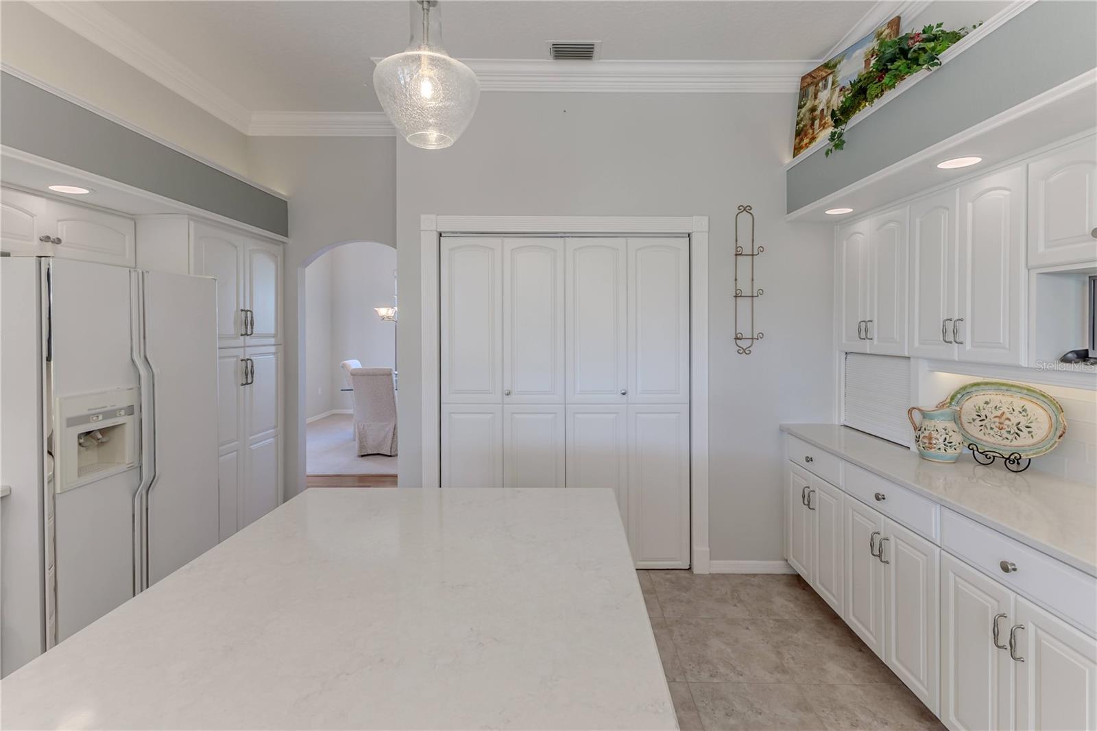 9088 JUSTINE DR, WEEKI WACHEE, FL, 34613
