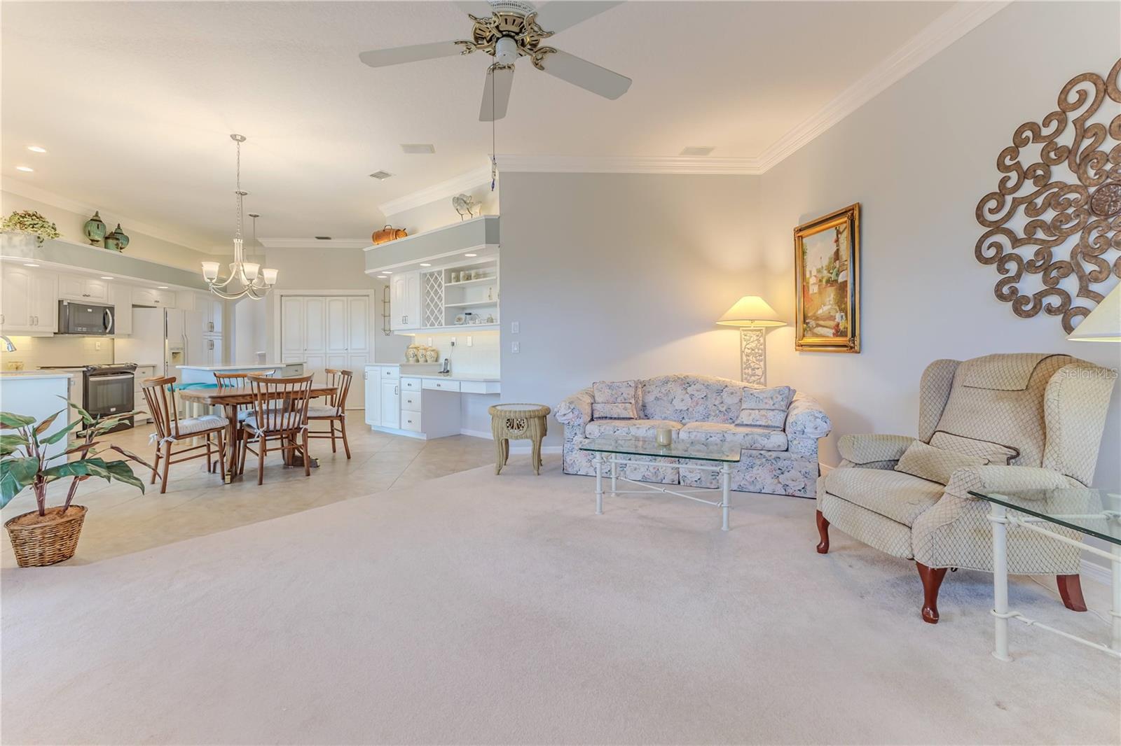 9088 JUSTINE DR, WEEKI WACHEE, FL, 34613