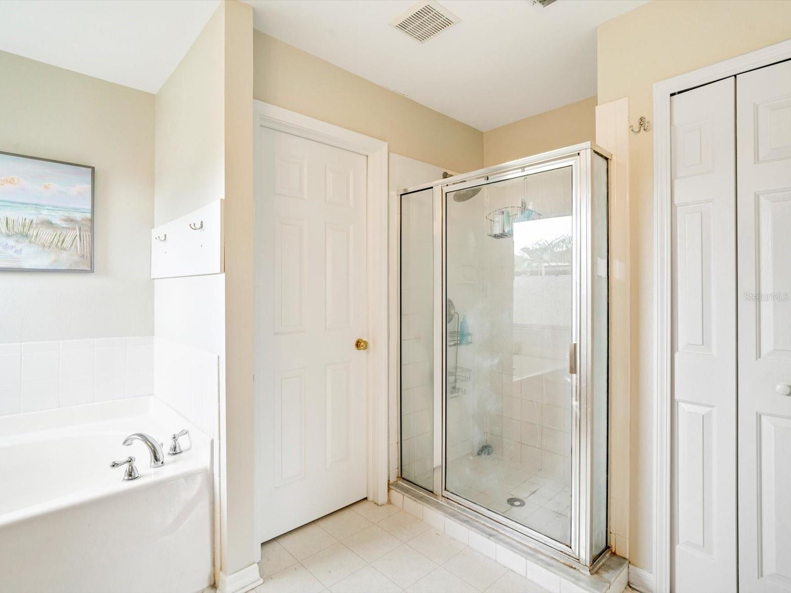 12811 LONGCREST DR, RIVERVIEW, FL, 33579