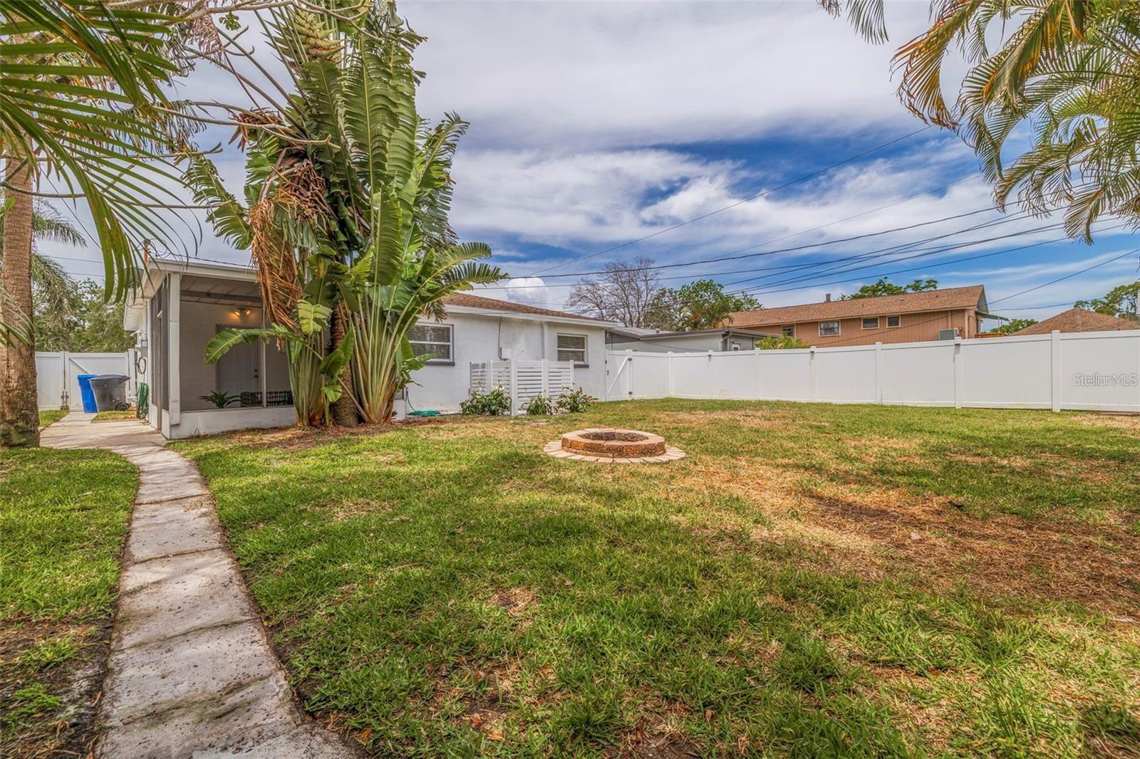 1702 BAYOU GRANDE BLVD NE, ST PETERSBURG, FL, 33703