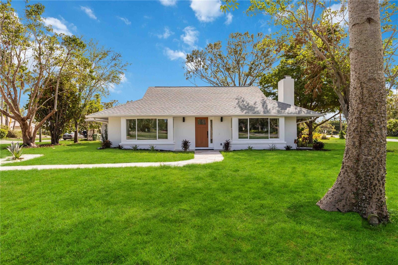 5246 BAY SHORE RD, SARASOTA, FL, 34234