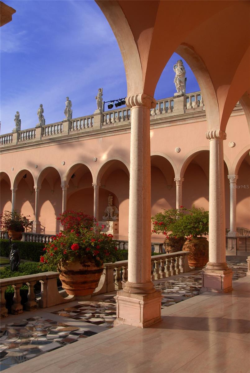 5246 BAY SHORE RD, SARASOTA, FL, 34234