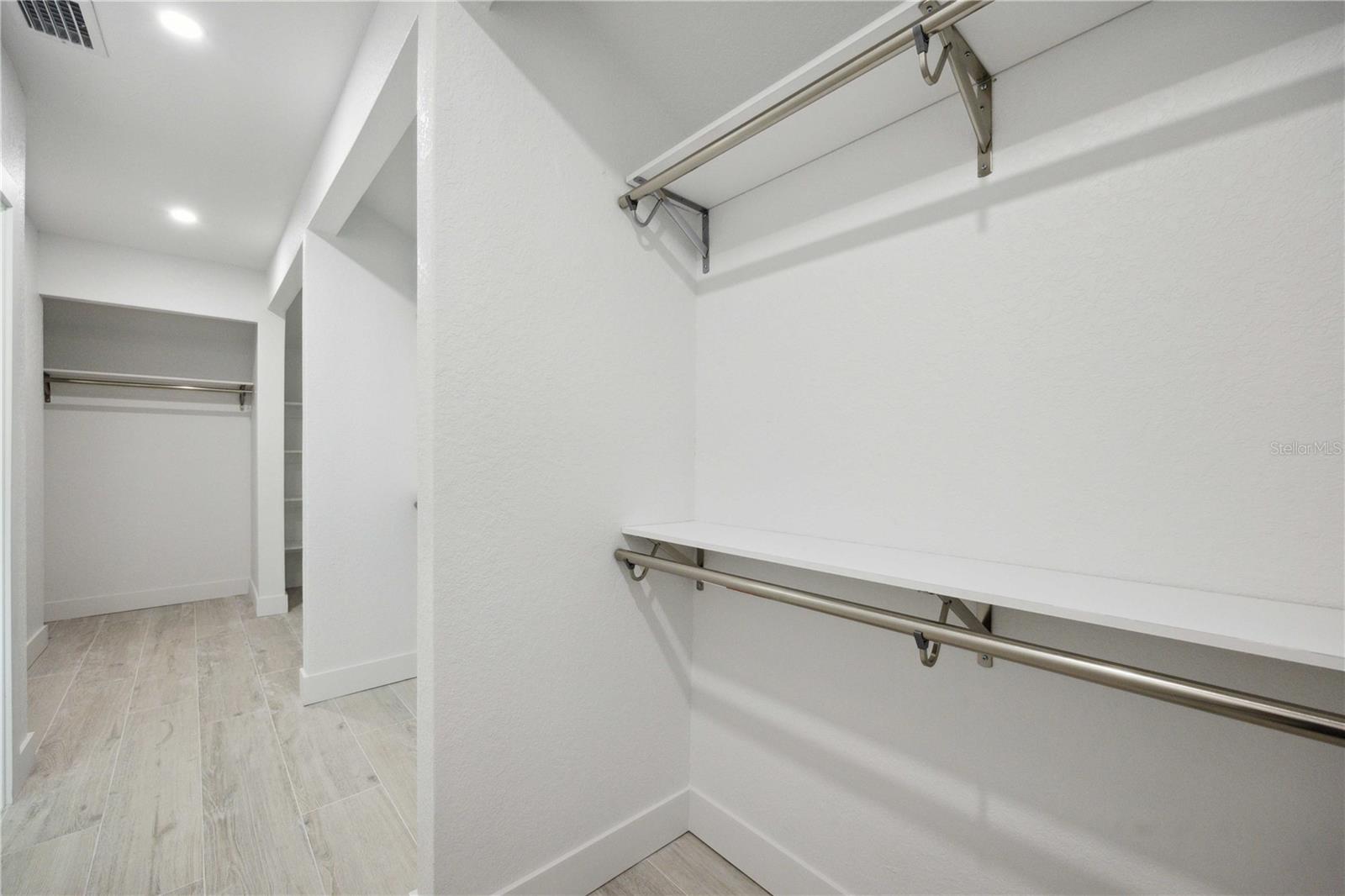 5246 BAY SHORE RD, SARASOTA, FL, 34234