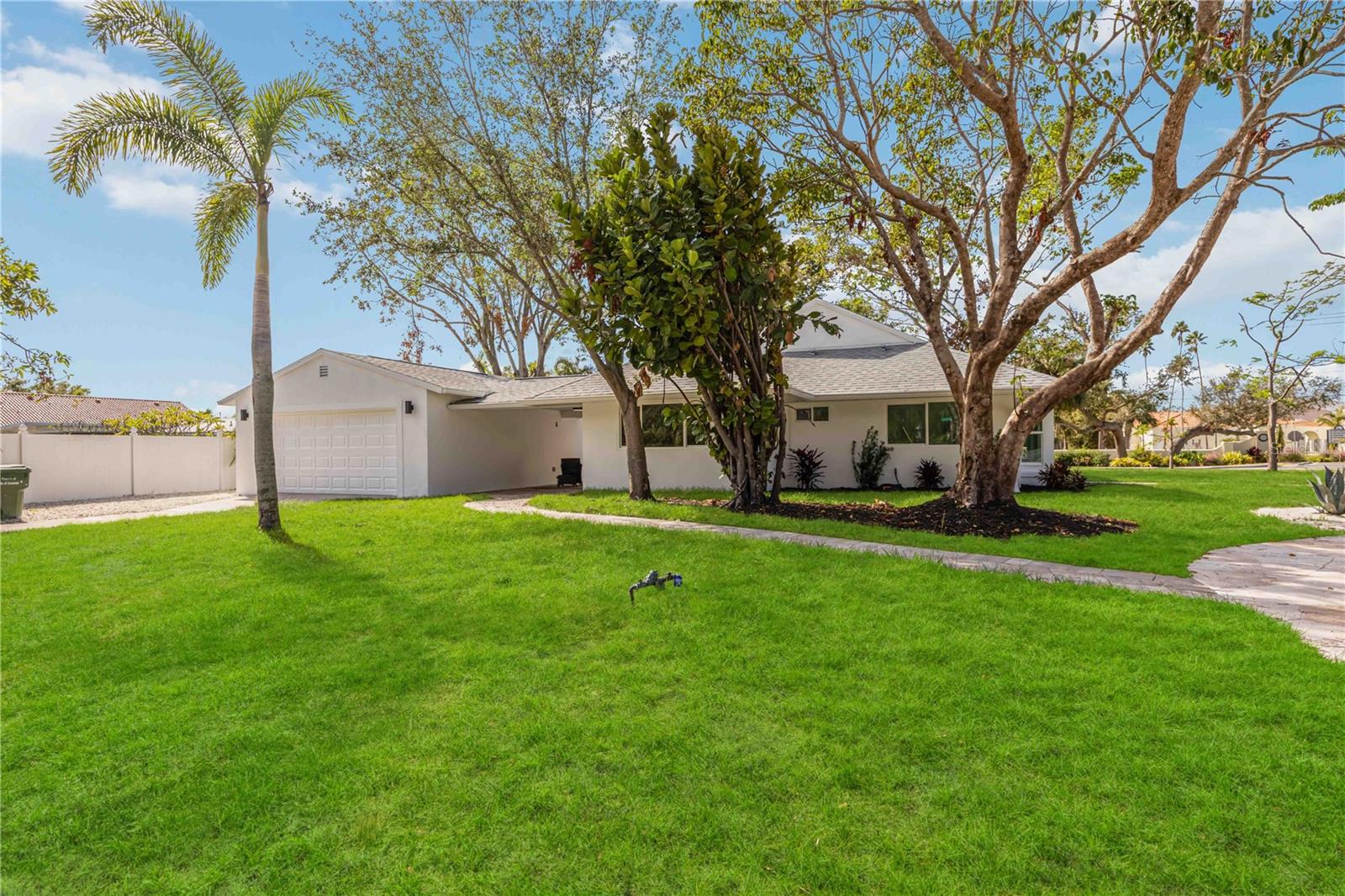 5246 BAY SHORE RD, SARASOTA, FL, 34234