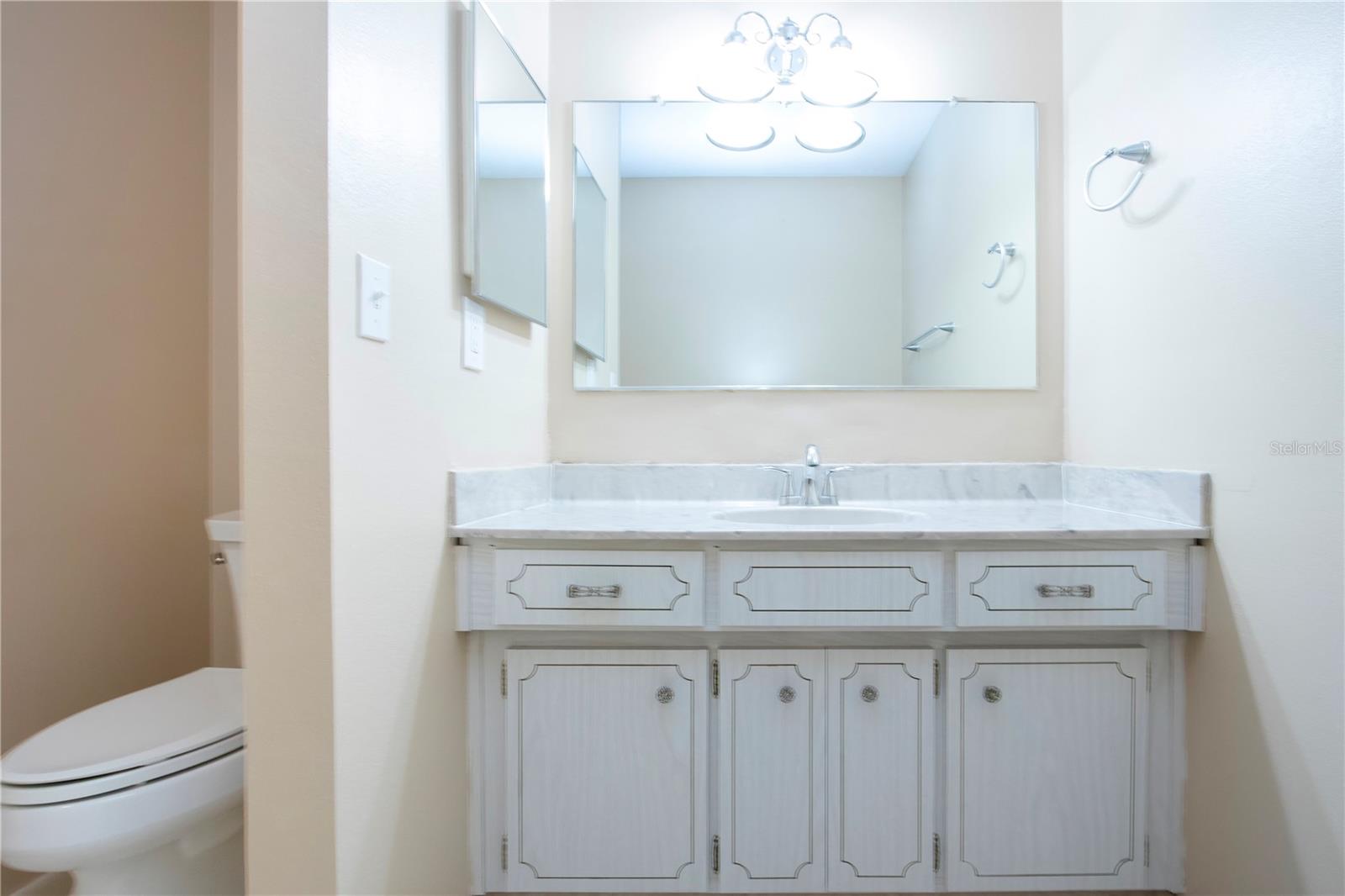 332 CLUB MANOR DR #10, SUN CITY CENTER, FL, 33573