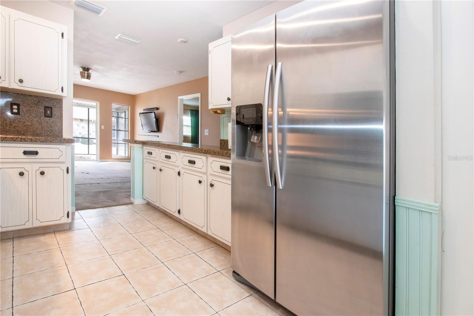 332 CLUB MANOR DR #10, SUN CITY CENTER, FL, 33573