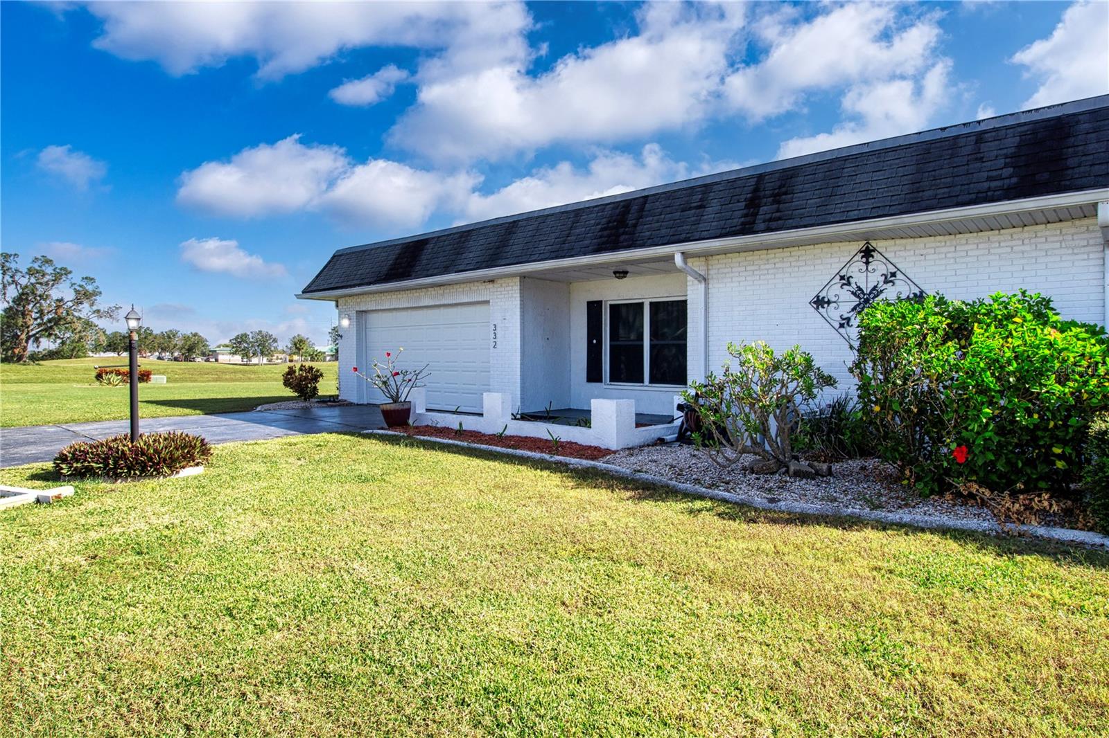 332 CLUB MANOR DR #10, SUN CITY CENTER, FL, 33573