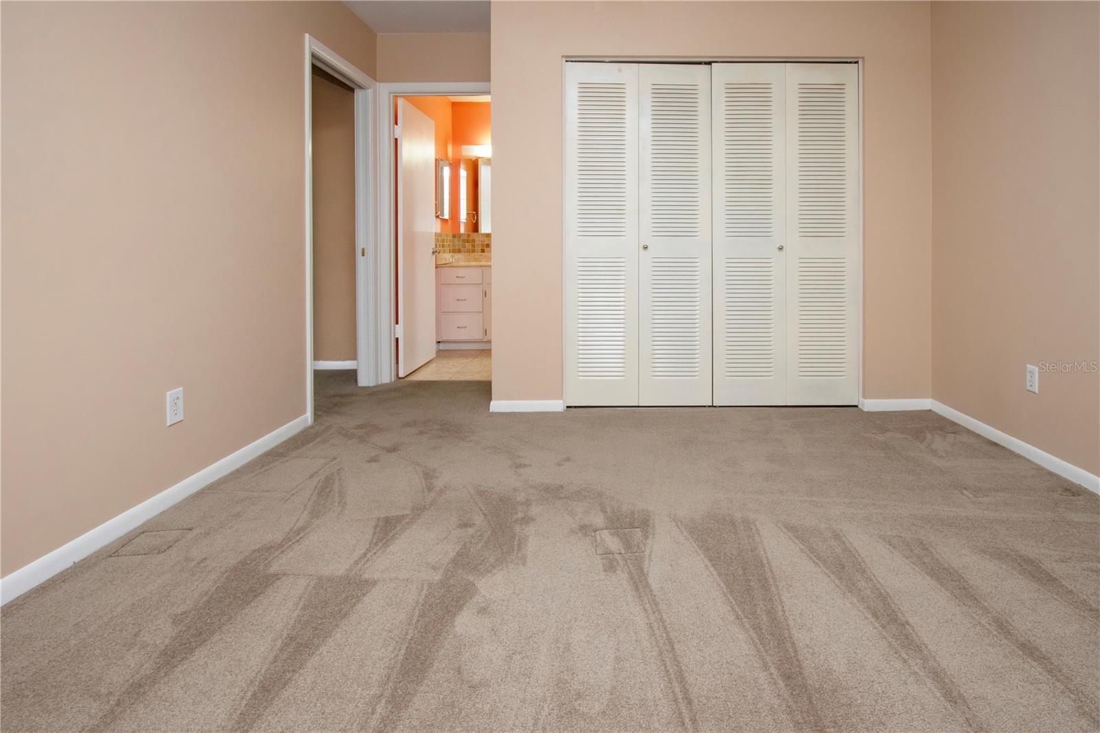 332 CLUB MANOR DR #10, SUN CITY CENTER, FL, 33573