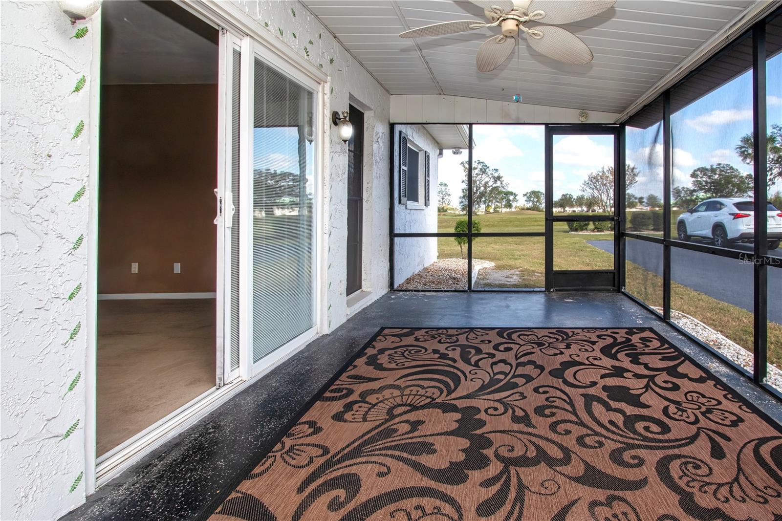 332 CLUB MANOR DR #10, SUN CITY CENTER, FL, 33573
