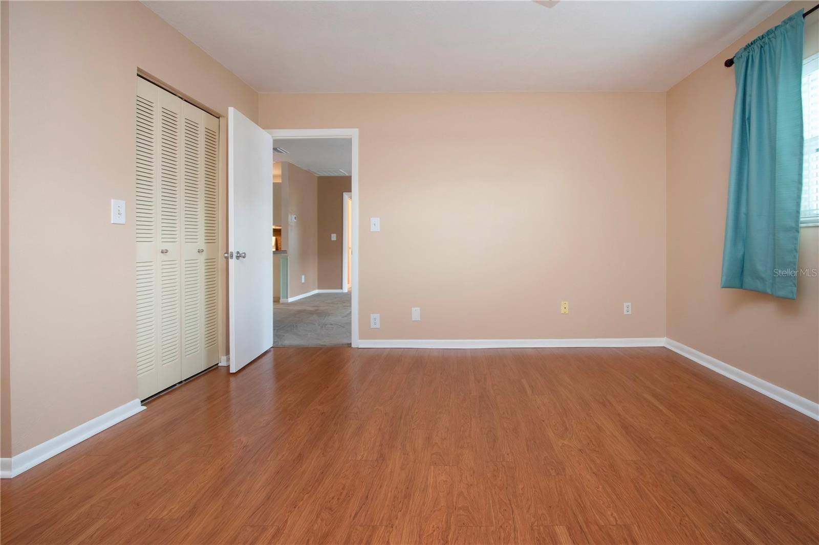 332 CLUB MANOR DR #10, SUN CITY CENTER, FL, 33573