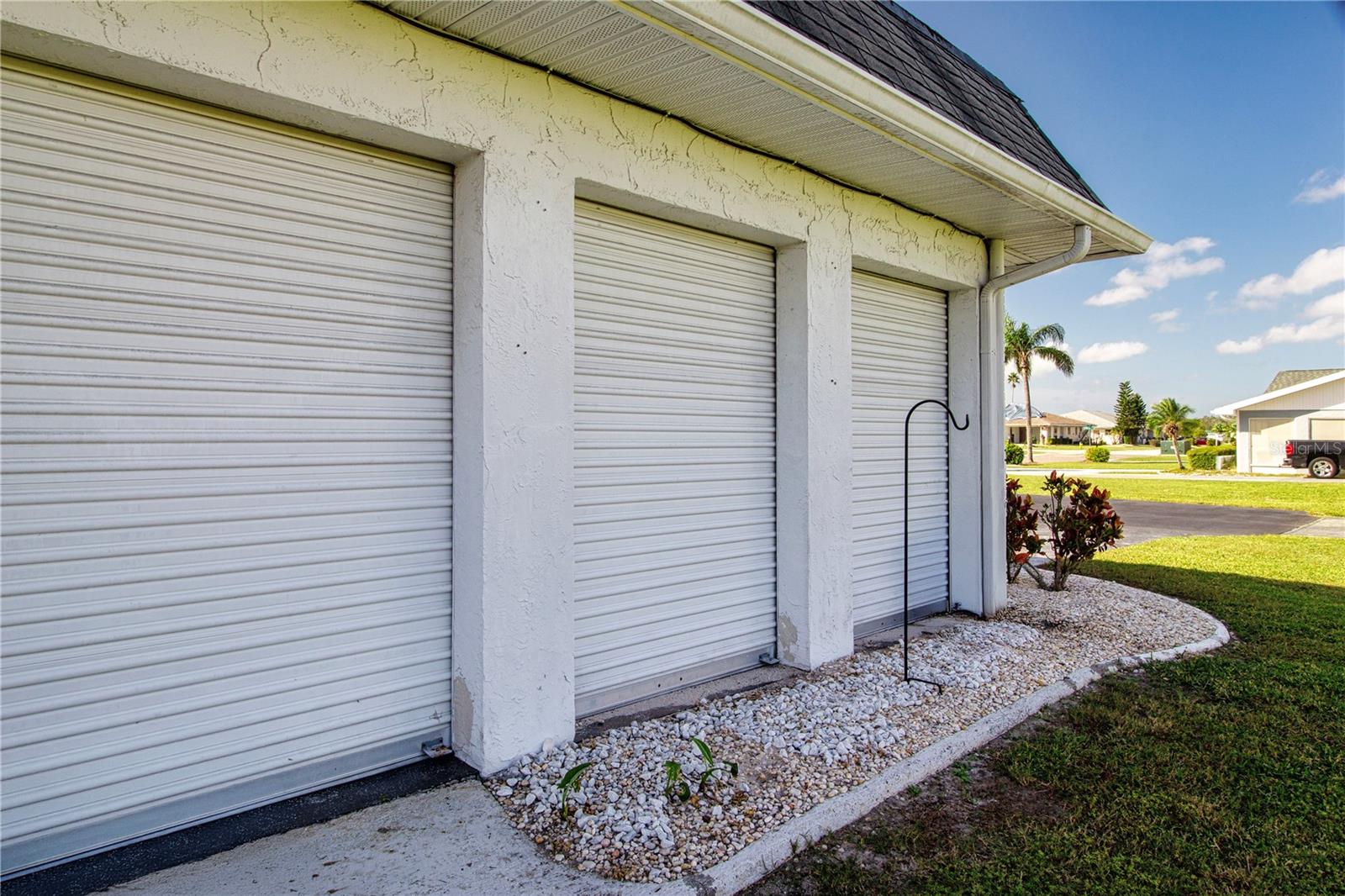 332 CLUB MANOR DR #10, SUN CITY CENTER, FL, 33573