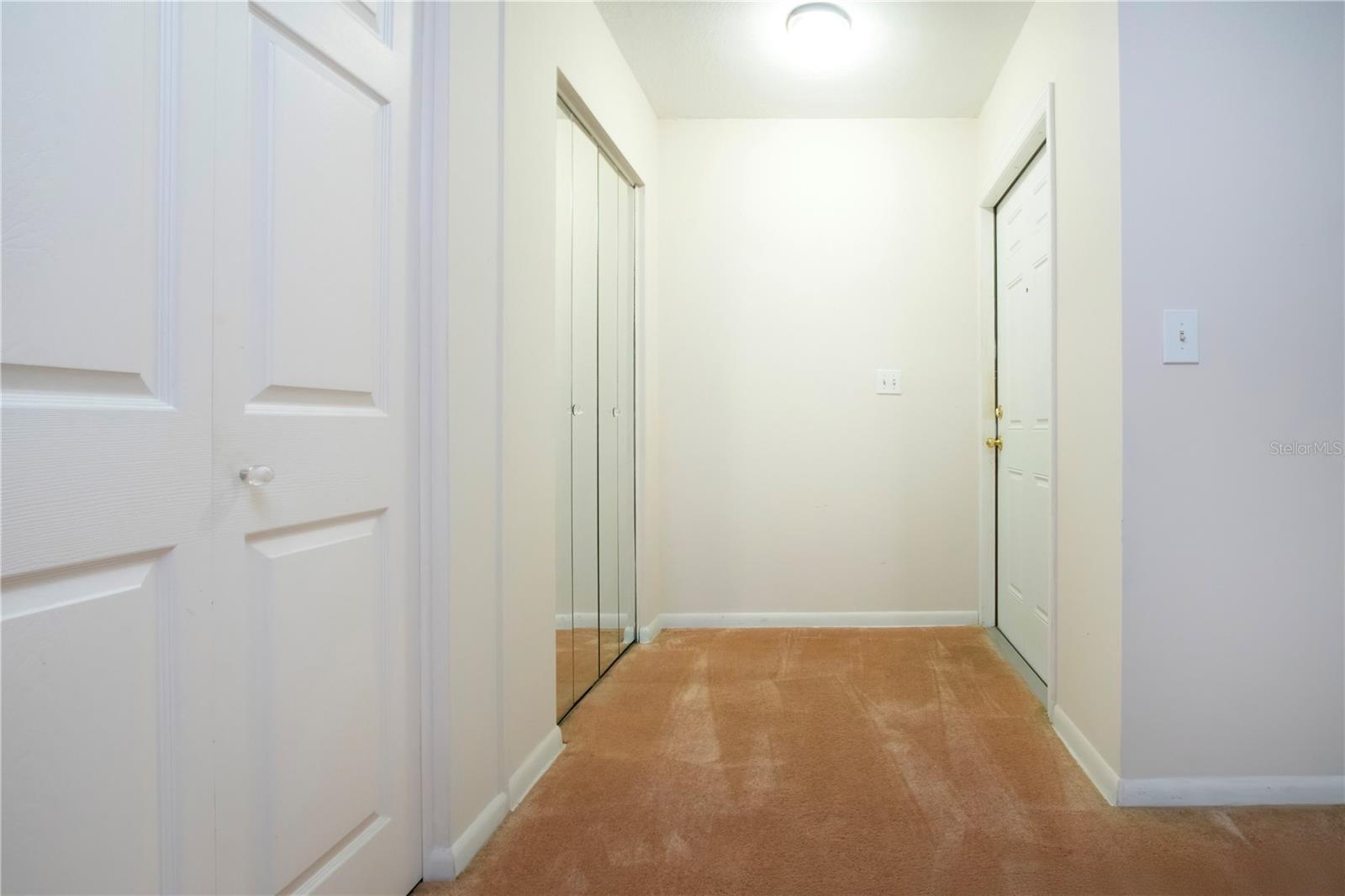 332 CLUB MANOR DR #10, SUN CITY CENTER, FL, 33573