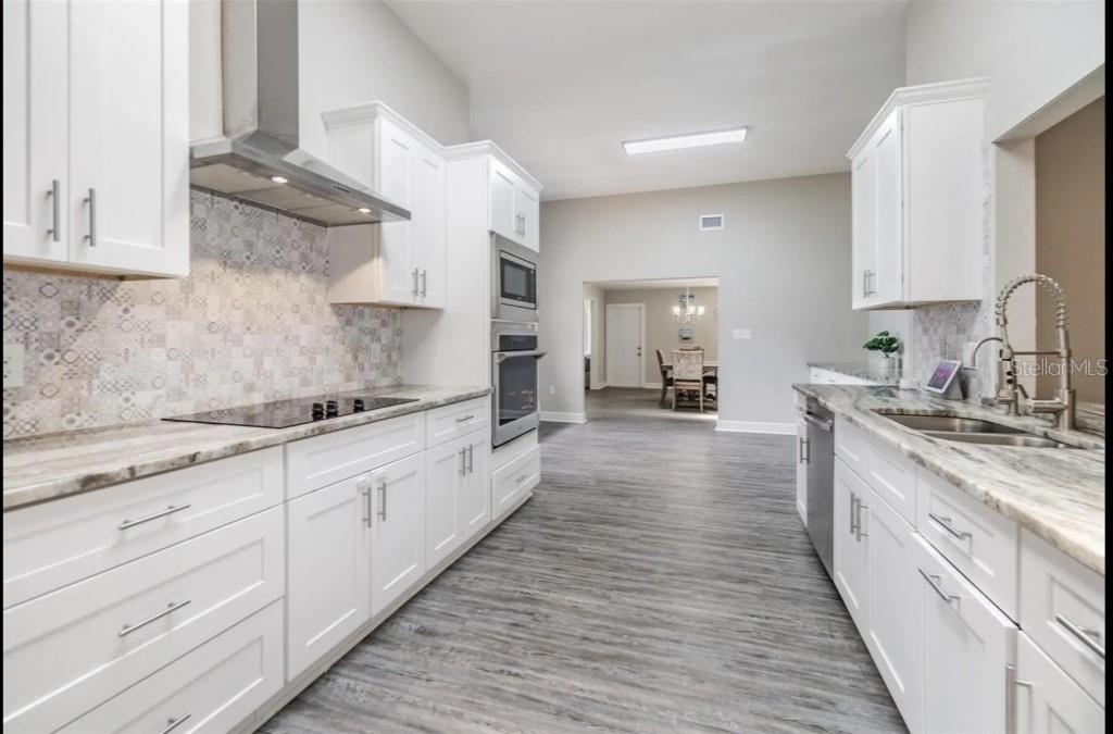 2305 FLAMING ARROW DR, LAKELAND, FL, 33813