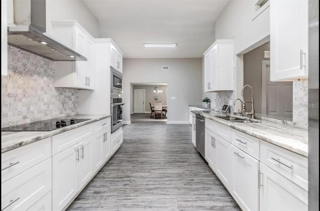 2305 FLAMING ARROW DR, LAKELAND, FL, 33813