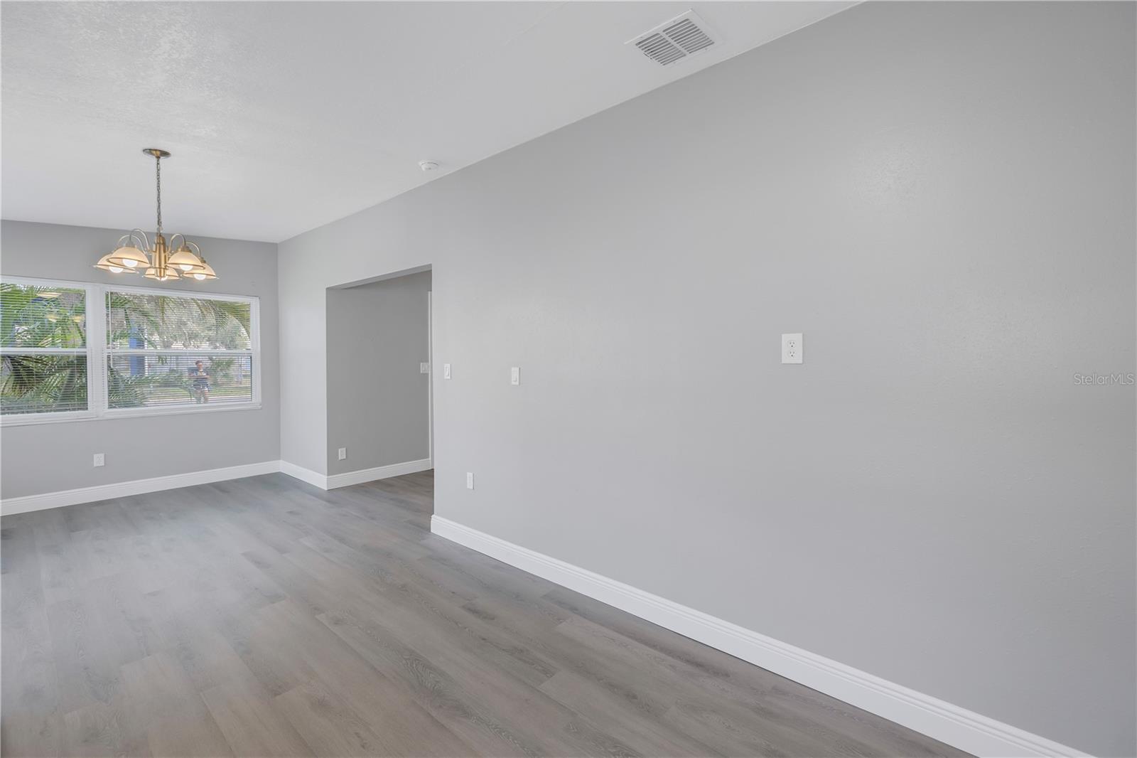 4027 7TH ST S, ST PETERSBURG, FL, 33705