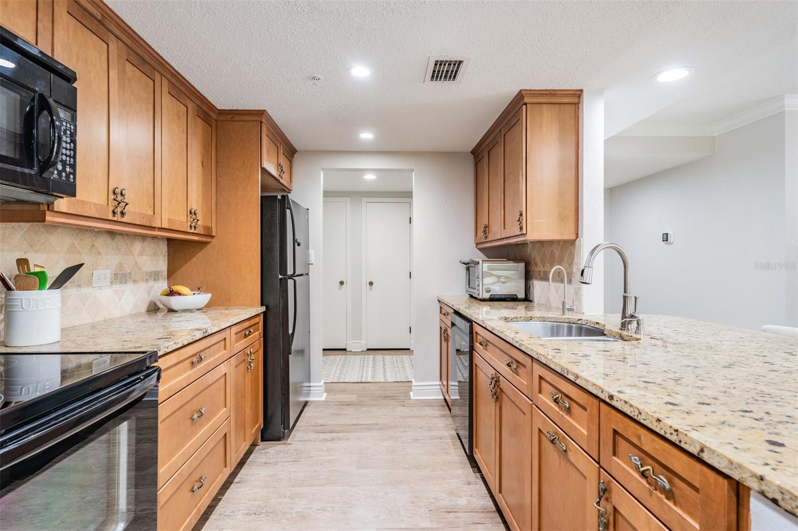 36750 US HIGHWAY 19 N #2486, PALM HARBOR, FL, 34684