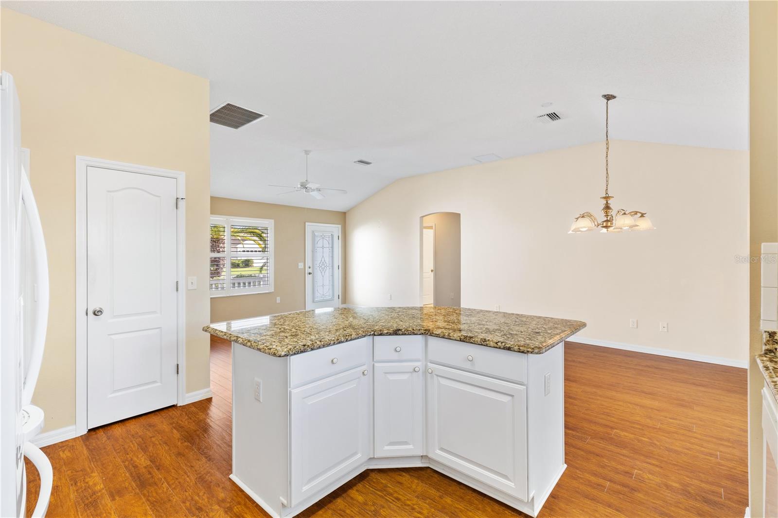 586 HARTLEY PL, THE VILLAGES, FL, 32162