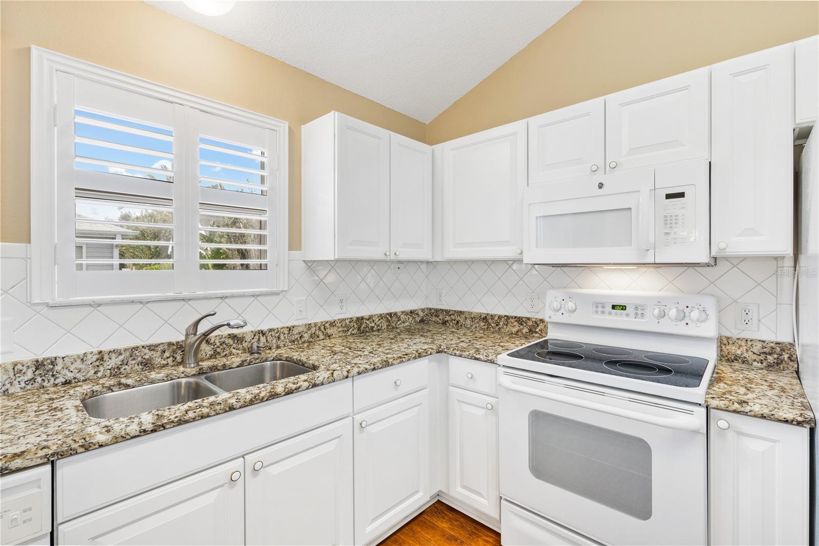 586 HARTLEY PL, THE VILLAGES, FL, 32162