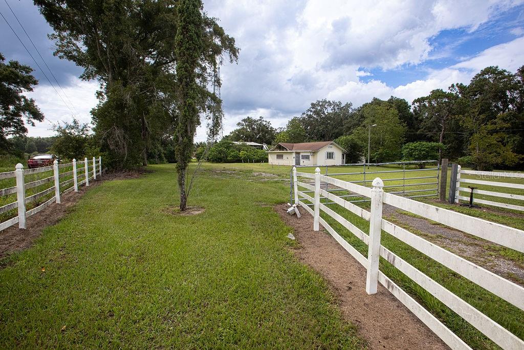 17701 US HIGHWAY 41, SPRING HILL, FL, 34610