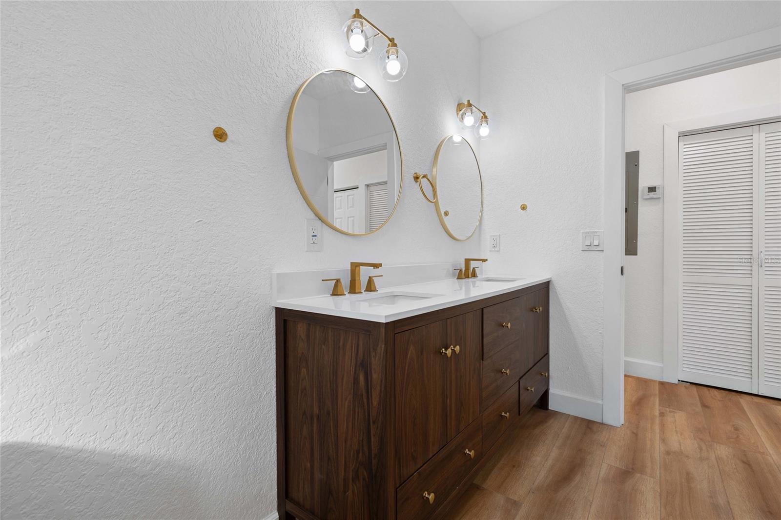 1021 E 25TH AVE, TAMPA, FL, 33605