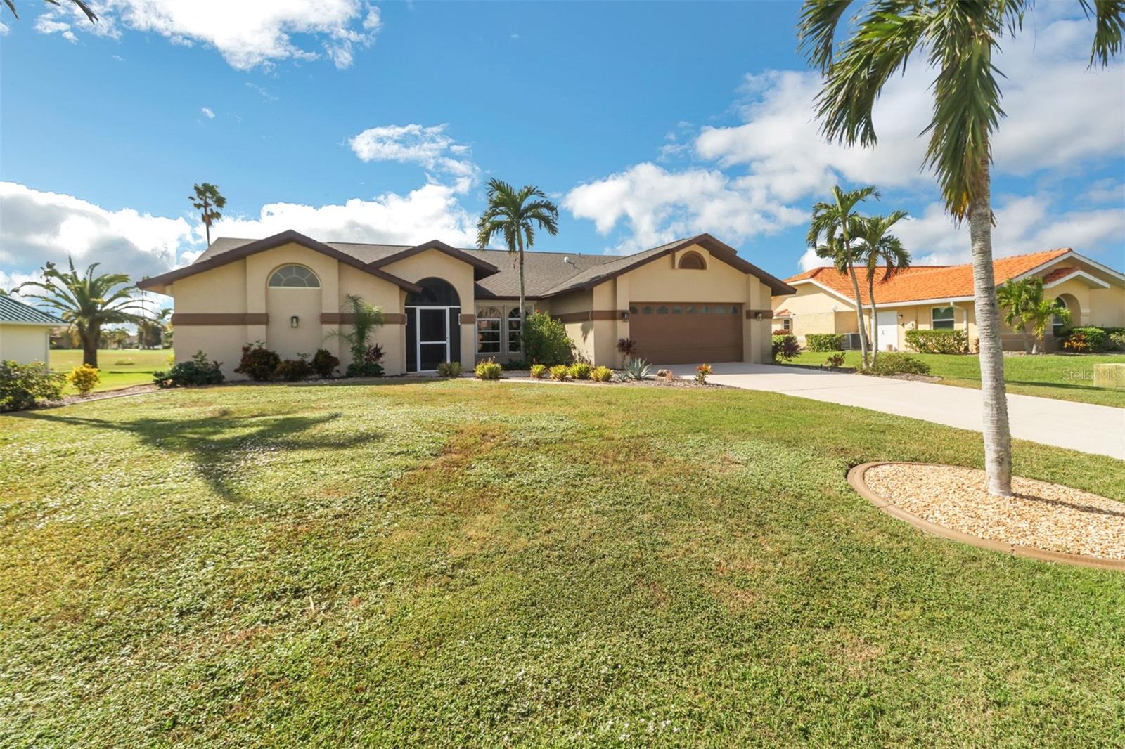 11915 PRINCE CHARLES CT, CAPE CORAL, FL, 33991