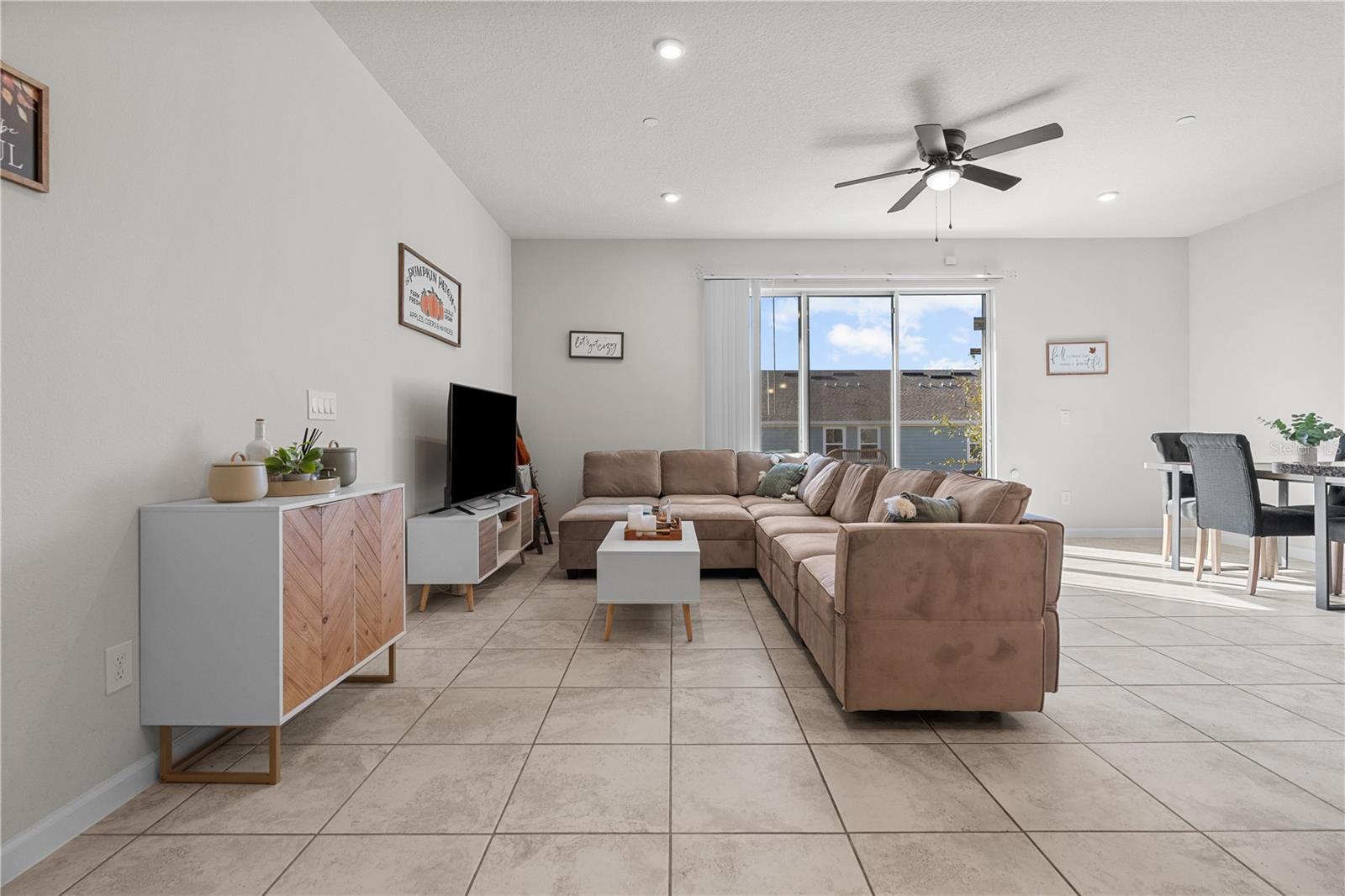 1882 HOLDEN RIDGE LN, CLERMONT, FL, 34715