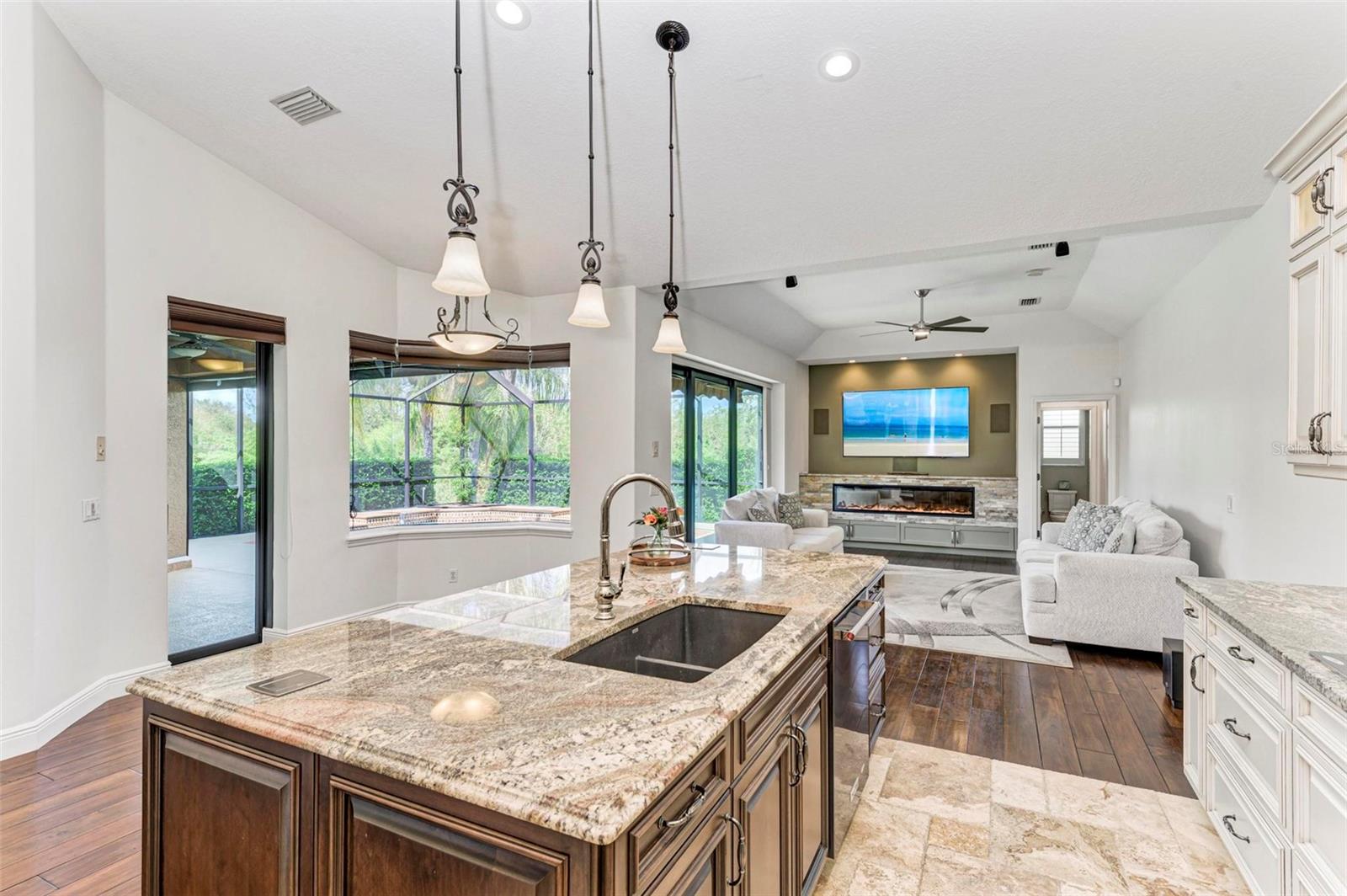 3801 EAGLE HAMMOCK DR, SARASOTA, FL, 34240