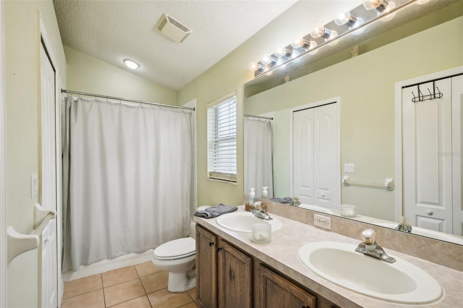 2700 HAWK ROOST CT, HOLIDAY, FL, 34691