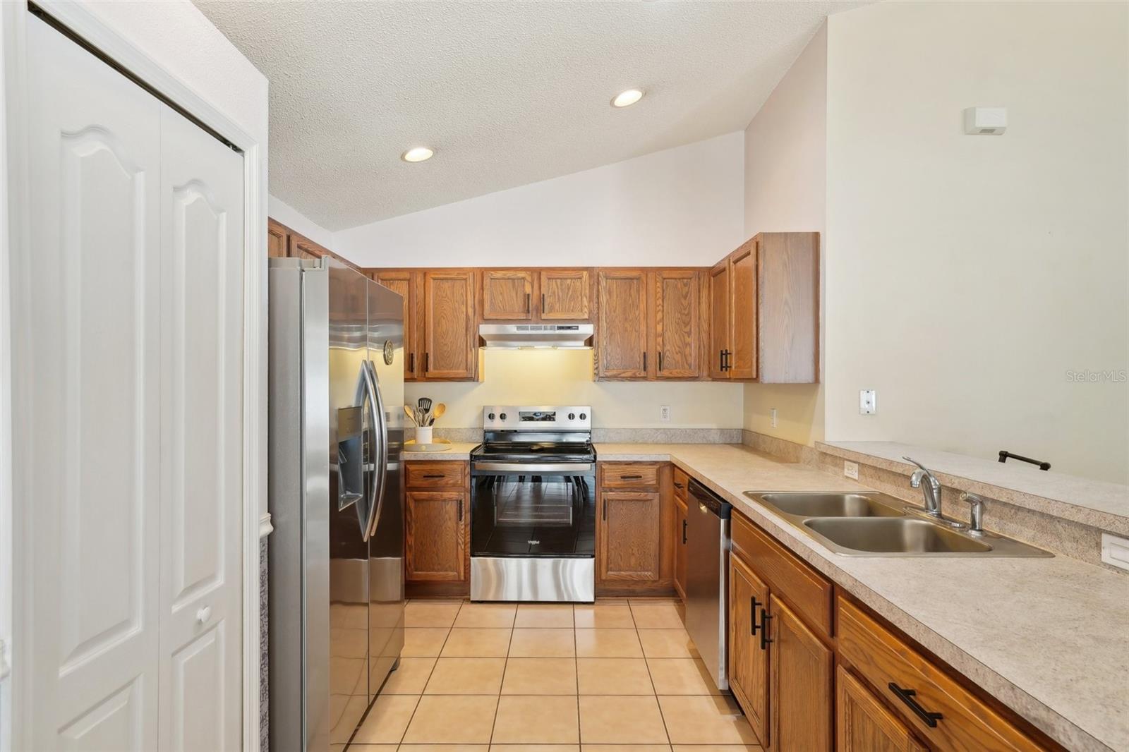 2700 HAWK ROOST CT, HOLIDAY, FL, 34691