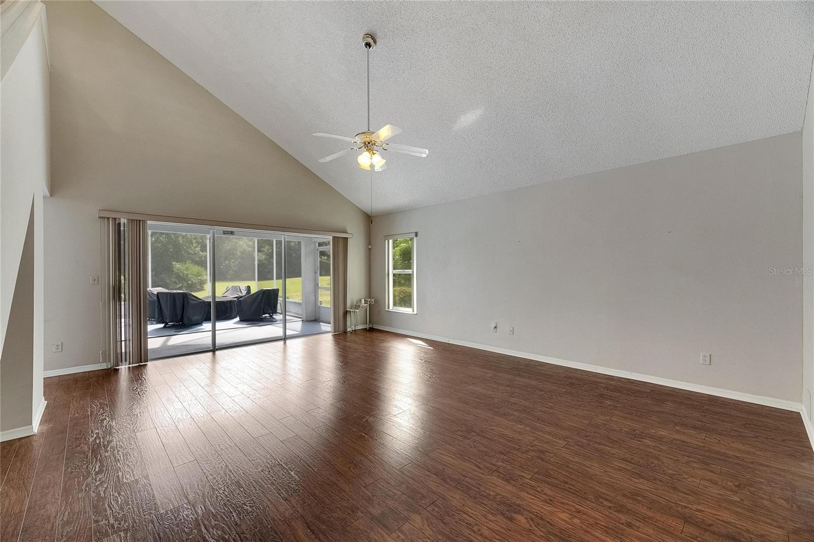 2113 E DEL WEBB BLVD, SUN CITY CENTER, FL, 33573