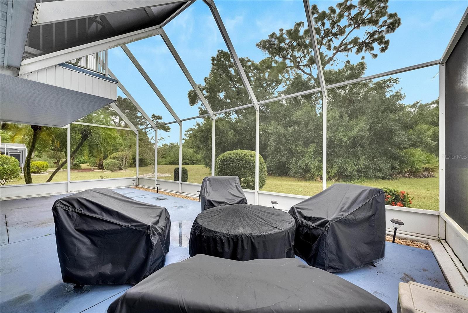 2113 E DEL WEBB BLVD, SUN CITY CENTER, FL, 33573