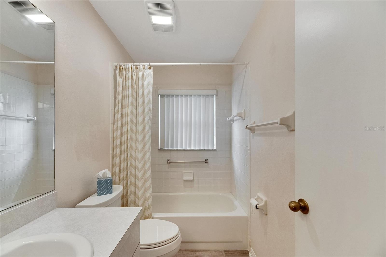 2113 E DEL WEBB BLVD, SUN CITY CENTER, FL, 33573