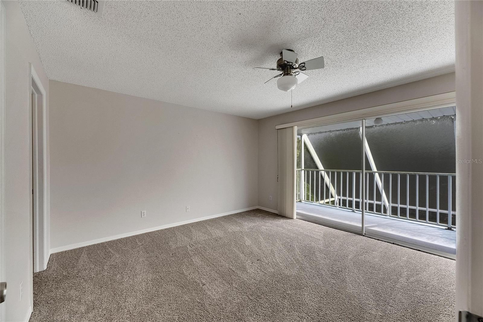 2113 E DEL WEBB BLVD, SUN CITY CENTER, FL, 33573
