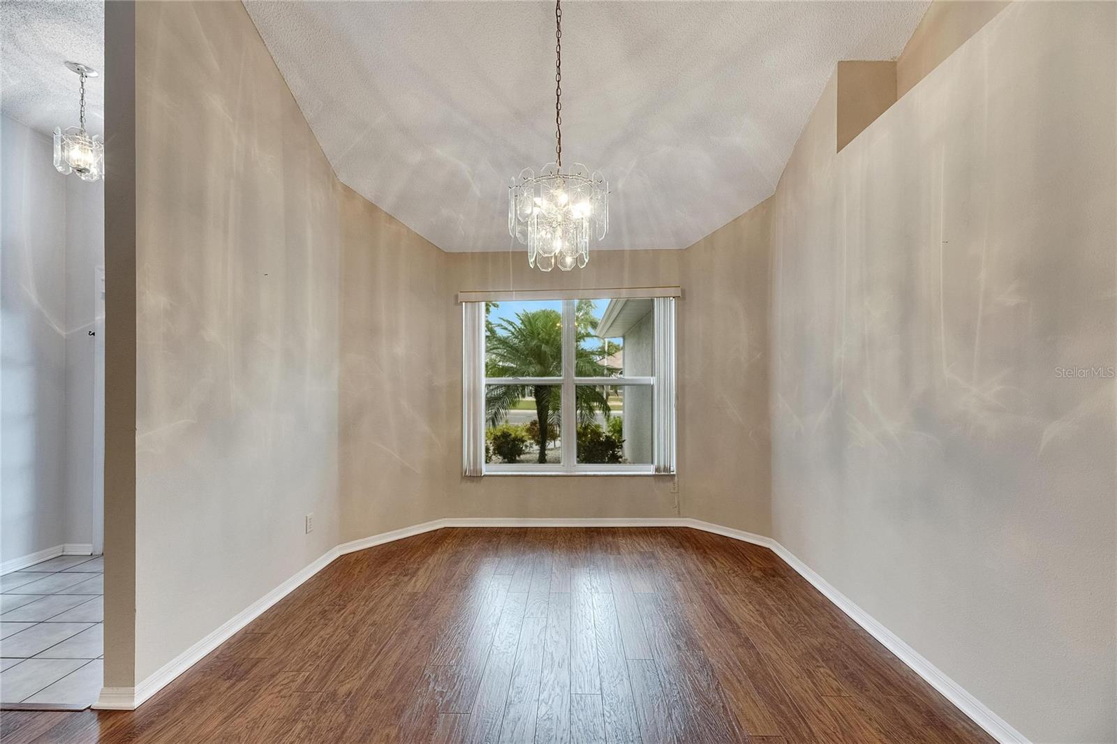 2113 E DEL WEBB BLVD, SUN CITY CENTER, FL, 33573