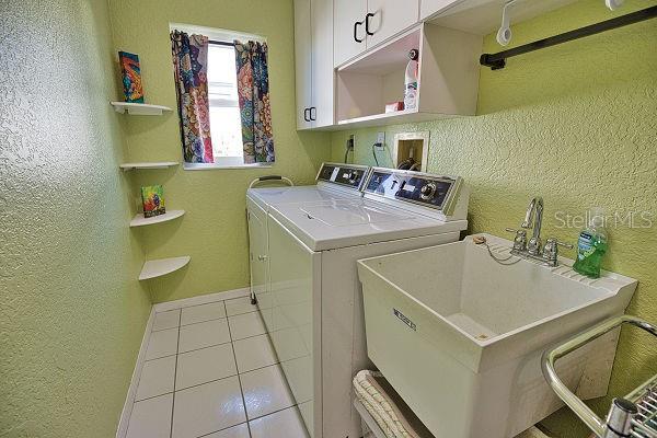330 SORRENTO CT, PUNTA GORDA, FL, 33950