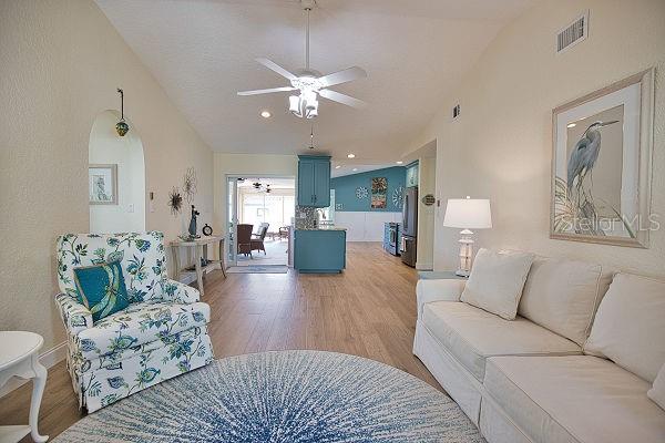 330 SORRENTO CT, PUNTA GORDA, FL, 33950