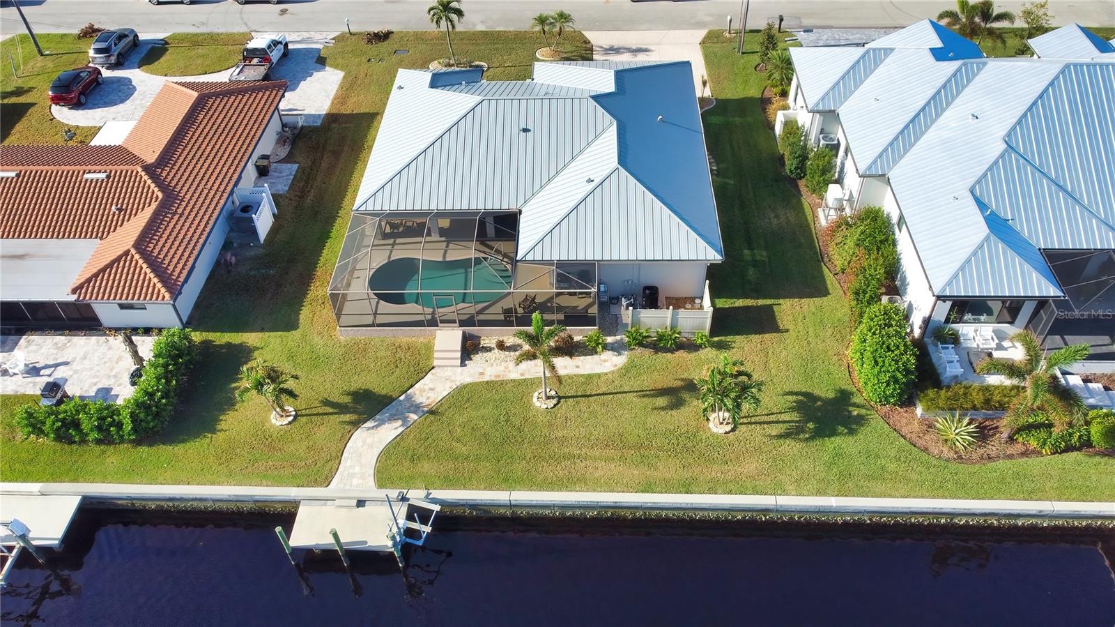 330 SORRENTO CT, PUNTA GORDA, FL, 33950